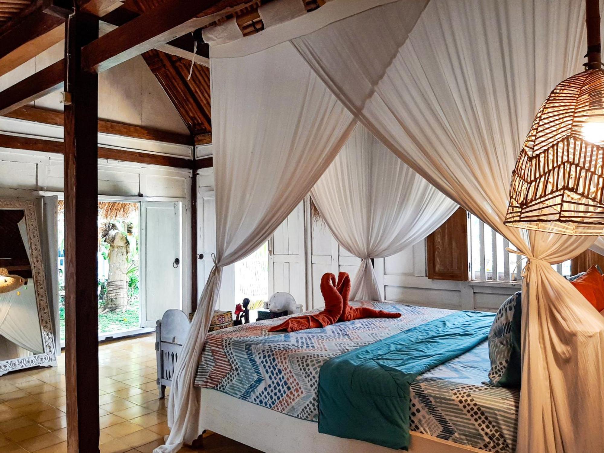 Janur Bungalow Magelang Chambre photo