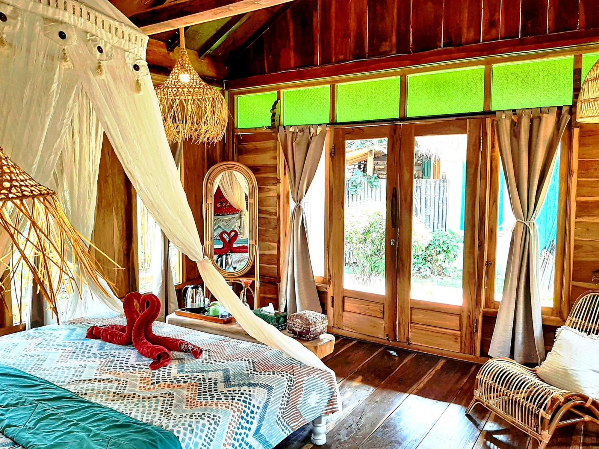 Janur Bungalow Magelang Chambre photo