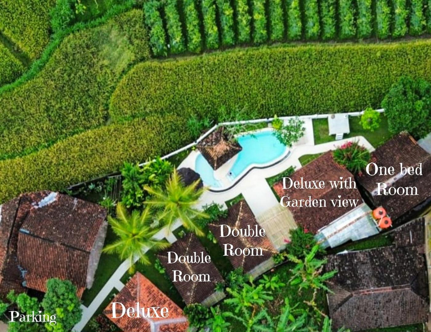 Janur Bungalow Magelang Chambre photo